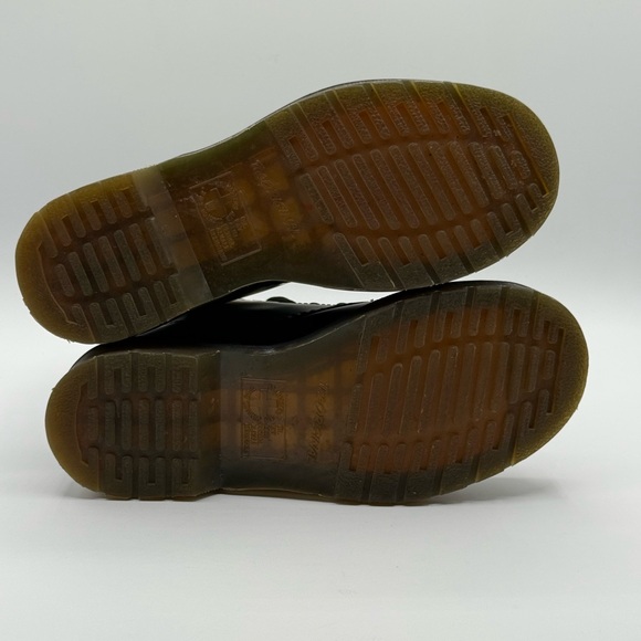 Dr. Martens 11821 Black Leather Combat Boots Women's AirWair Size 6 - Picture 5 of 17